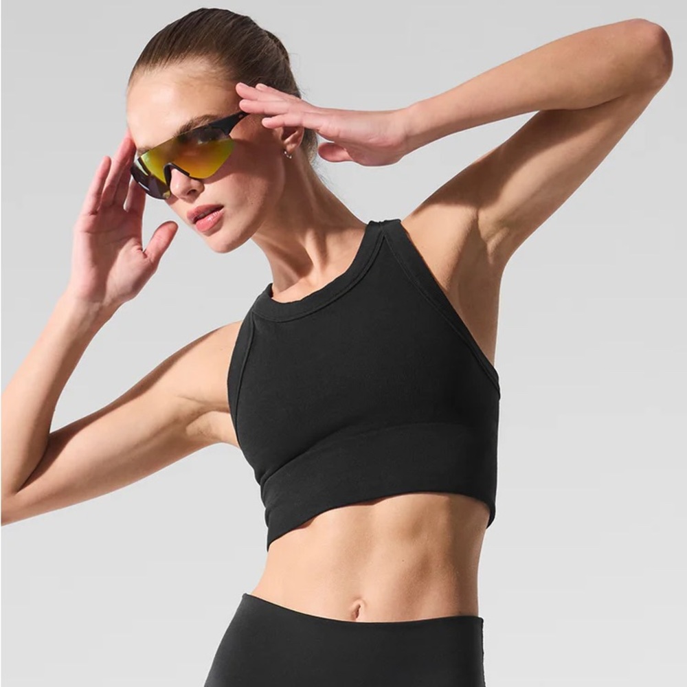 ALO Yoga Seamless Delight High Neck Bra in Black